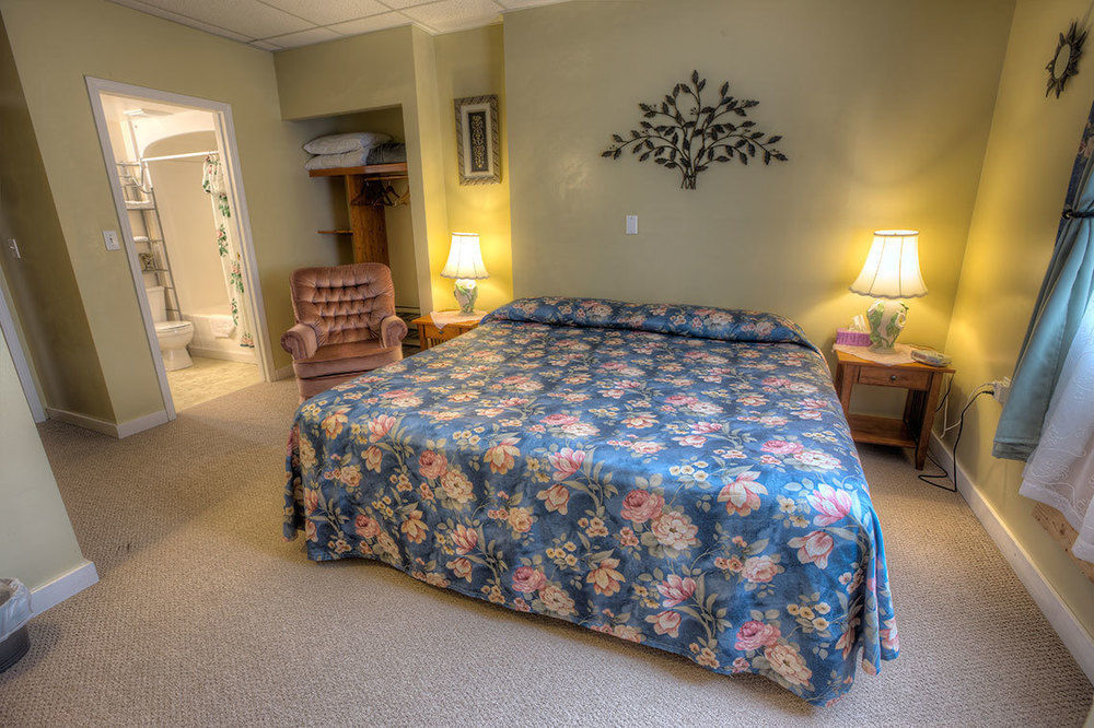 Villa Maria Country Inn Acheson Exterior foto